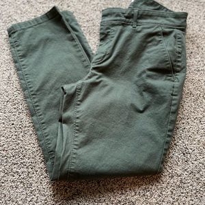 Olive LOFT chinos